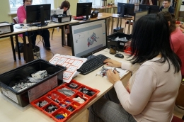 Daugavpils un Preiļu bibliotekāri apguva LEGO® robotu programmēšanu