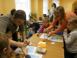 Bērnu bibliotēkā “Zīlīte” atsāk darbu klubiņš “Brīvdienas bez garlaicības”